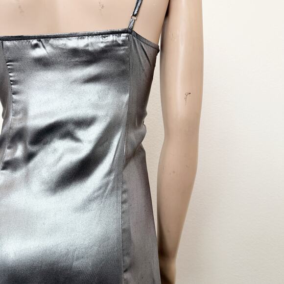 [Urban Outfitters] Silver Metallic Asymmetrical Mallory Mini Dress Size Medium M - Picture 10 of 12